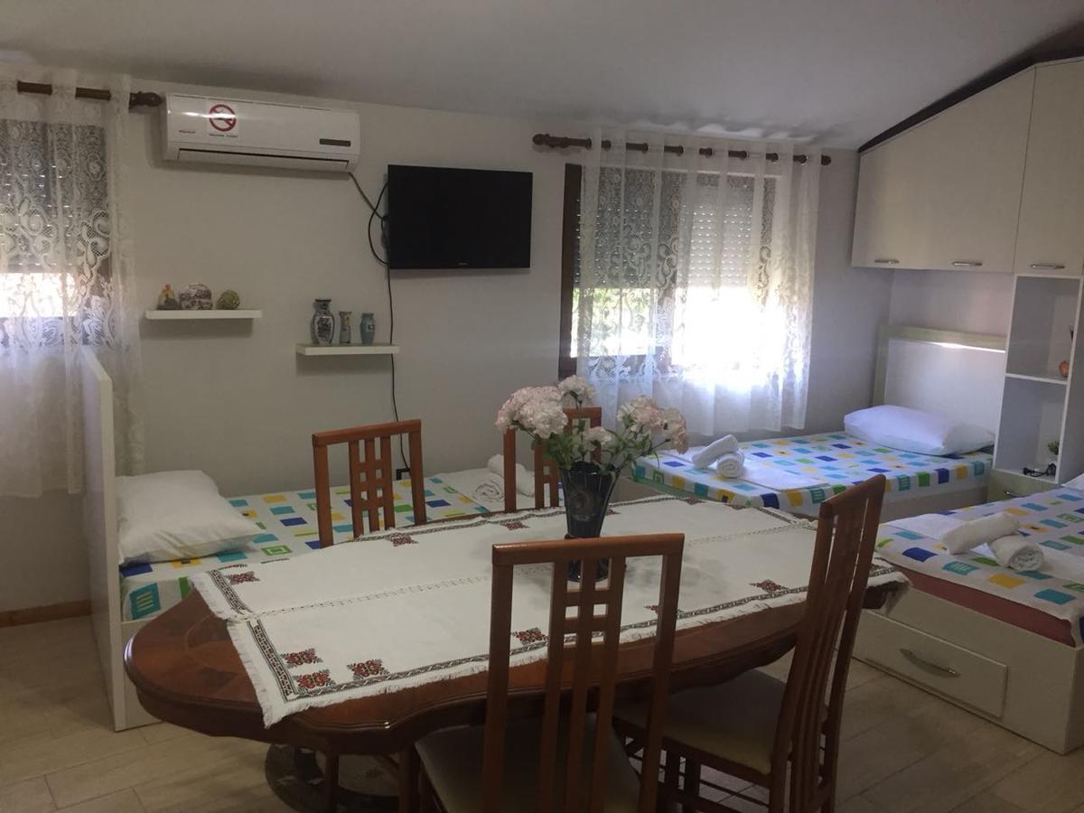 Lille France Apartments Шкодер Экстерьер фото